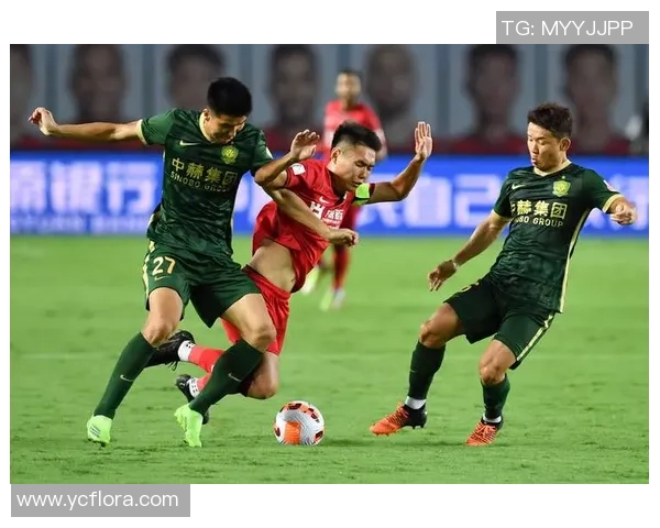 深入分析北京足球队反击战术的特点与实施效果